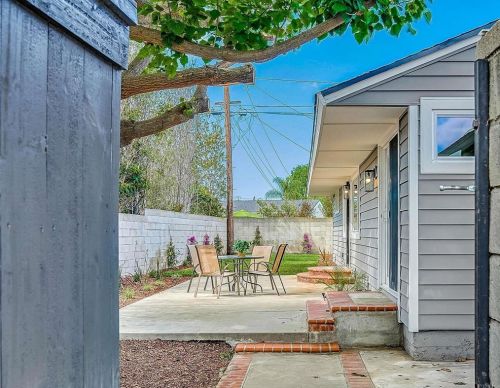 6450 Bayard St, Long Beach, CA 90815-3401