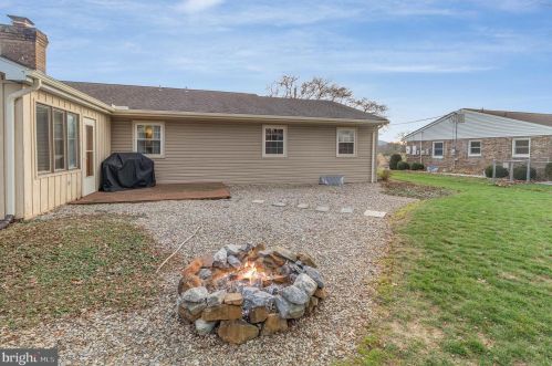 1270 Lisburn Rd, Navy Sup Dpt PA 17055-6710 exterior