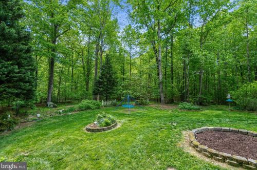 8100 Davmar Ln, Fredericksburg VA  22407-2151 exterior