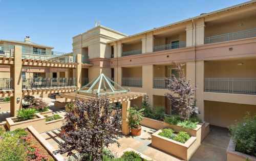 30 Julian St, San Jose CA  95110-2472 exterior