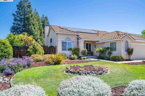 914 Marcella St, Livermore, CA 94550-8504
