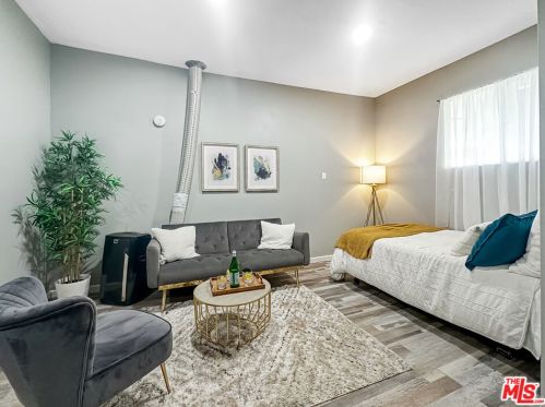 2944 Ronald St, Riverside CA  92506-4150 exterior