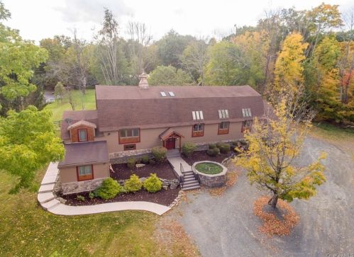73 Abrahamson Rd, Middletown, NY 10940-7268