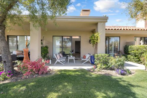 54720 Shoal Crk, La Quinta CA  92253-4782 exterior