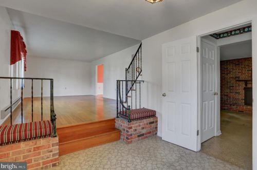 5232 Eton Pl, Navy Sup Dpt, PA 17055-3544