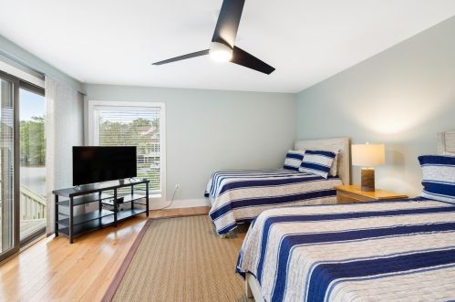 723 Spinnaker Beachhouse Vl, Johns Island SC  29455-6108 exterior