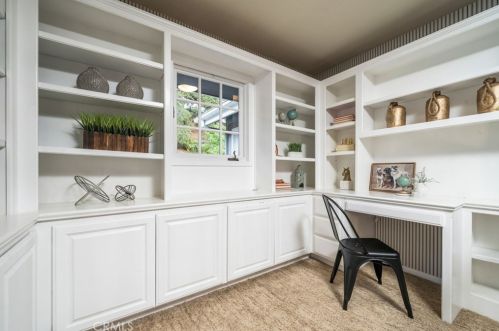 1022 Oak Canyon Ln, Glendora CA  91741-2256 exterior