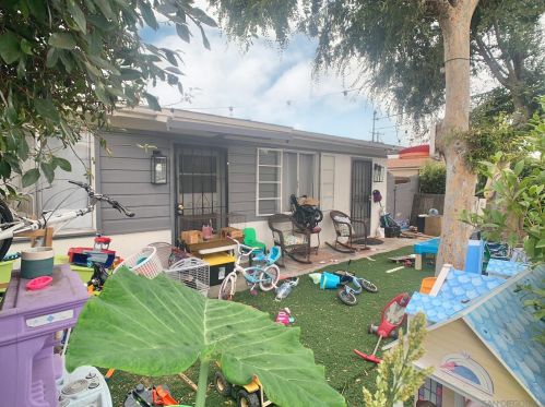 1432 Burton St, San Diego CA 92111-7044 exterior