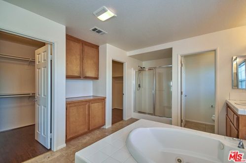 51 Freeman Ln, Buena Park CA  90621-5003 exterior