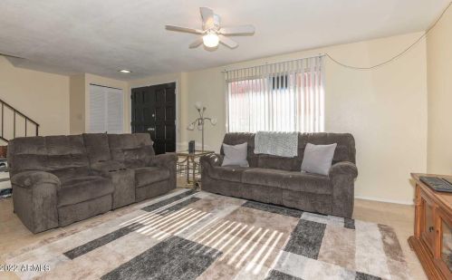 7880 47th Ave, Glendale, AZ 85301-8014