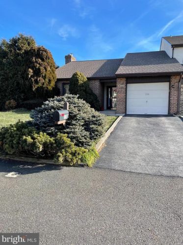 1300 Van Buren Walk, Prospectville, PA 19002-3715