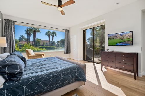 139 Desert Dr, Rancho Mirage CA  92270-4923 exterior