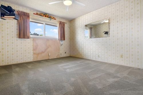 8411 Ives St, Paramount CA 90723-4441 exterior