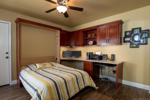 17958 Avenida Alozdra, San Diego CA 92128-1570 exterior