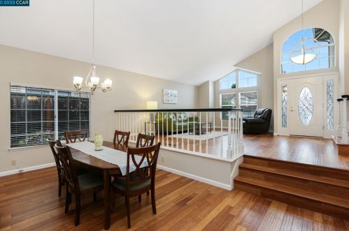 6325 Mt Olympus Dr, Hayward CA 94552-1935 exterior