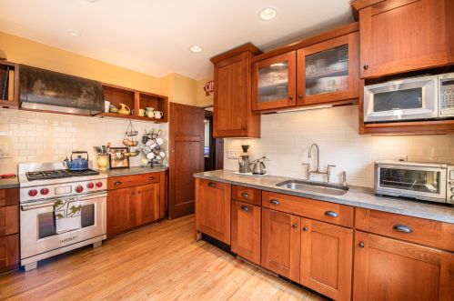 4449 Cramer St, Milwaukee WI 53211-1603 exterior