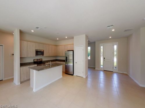 1414 6 Ave, Cape Coral FL  33909-0013 exterior