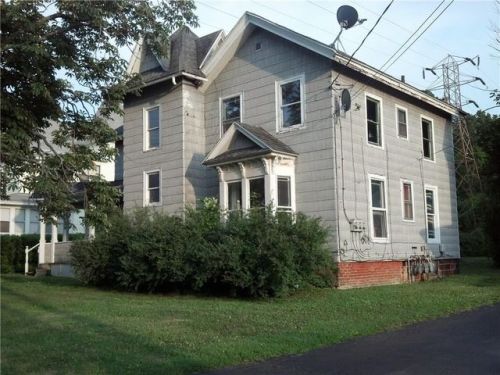 80 Lake St, Angola NY  14006-1231 exterior