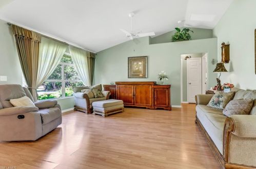 4530 18th Ave, Naples, FL 34120-8921