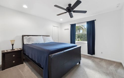 12151 Old Country Rd, West Palm Beach FL  33414-4816 exterior