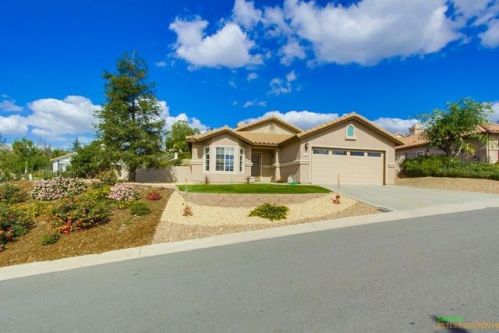 1926 Verbena Ter, Alpine, CA 91901-1312