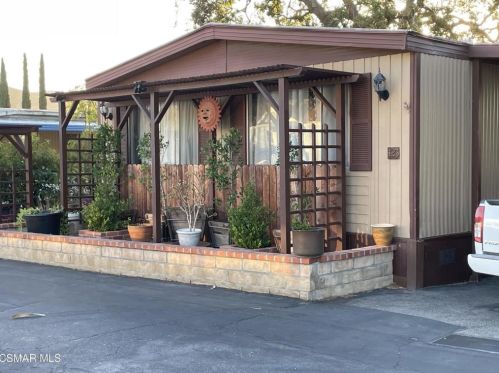 1550 Rory Ln, Simi Valley CA 93063-4380 exterior