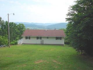 218 Proffitt Ridge Rd, Mooresburg, TN 37811-2608