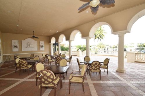 11652 Castellon Ct, Boynton Beach FL  33437-4085 exterior