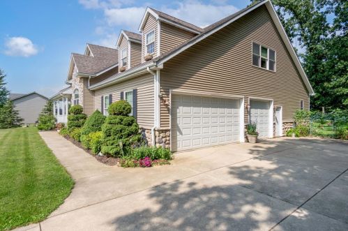 119 Teton Ct, Hebron, IN 46341-7211