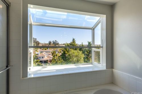 33096 Ocean Rdg, Dana Point CA  92629-1078 exterior