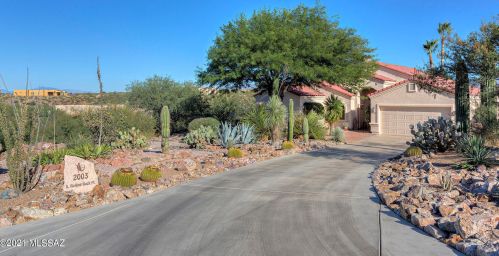 2003 Rolling Rock Pl, Green Valley, AZ 85614-5159