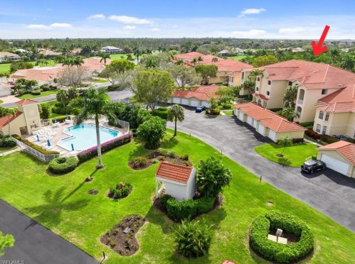 4650 Yacht Harbor Dr, Naples, FL 34112-4247