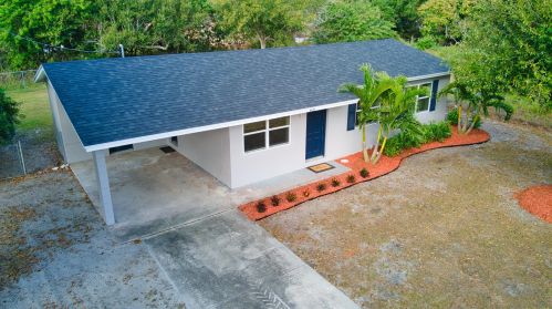 4535 38th Ct, Vero Beach, FL 32967-1193