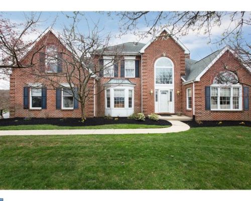 742 Lookout Ln, Wayne, PA 19087-2157
