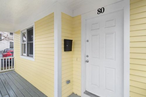 80 Superior St, Providence RI  02907-2754 exterior