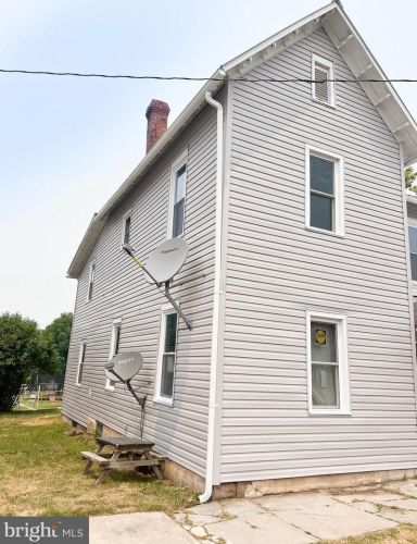 9 Specht St, Mc Clure PA  17841-9725 exterior