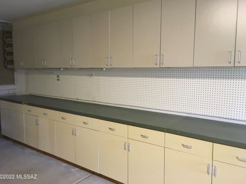 1348 Avenida Conalea, Tucson AZ 85748-7716 exterior