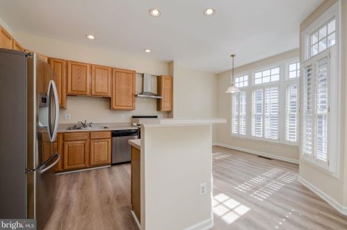 6235 Levi Ct, Springfield VA  22150-1190 exterior
