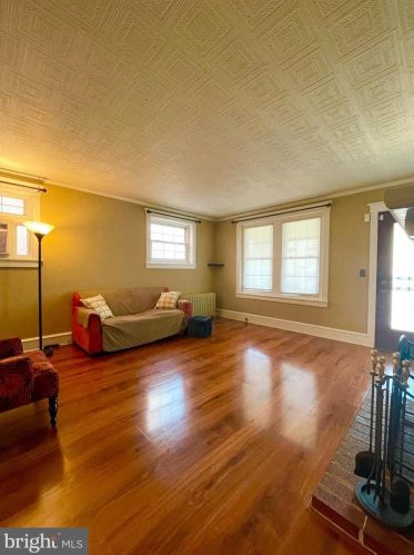 607 Noble St, Norristown PA  19401-5530 exterior