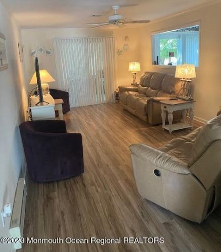 172 Courtshire Dr, Bricktown, NJ 08723-7145
