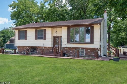 859 Lake Shore Dr, Parsippany NJ  07054-3966 exterior