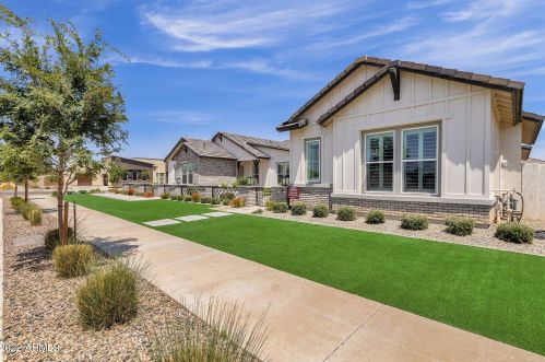 25017 198th Pl, Queen Creek, AZ 85142-6785