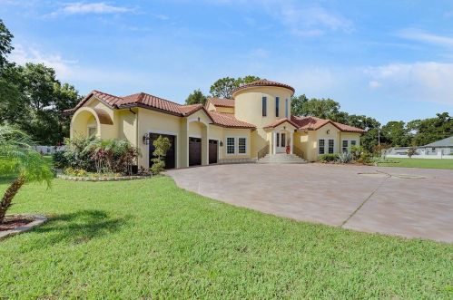 314 Kelly Park Rd, Apopka, FL 32712-5308