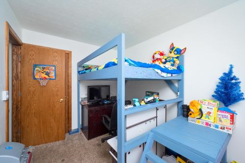 2939 Craven Dr, Marion OH 43302-8675 exterior