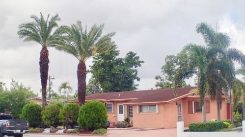 4760 8th Ave, Hialeah, FL 33012-3508