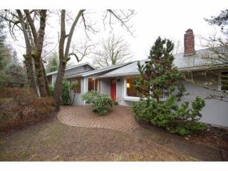 13755 180th Ave, Happy Valley, OR 97089-8279