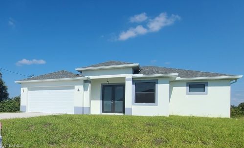 755 Alamo St, Lehigh Acres, FL 33974-4702