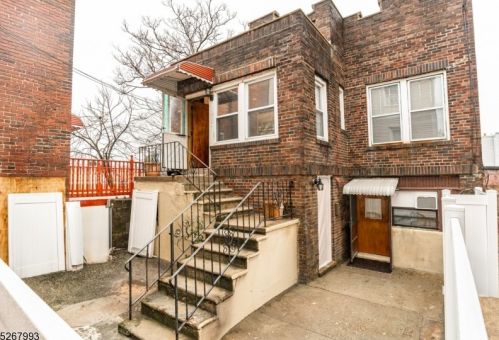 6801 Durham Ave, North Bergen, NJ 07047-3752