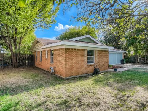 7704 Clenis Ln, Fort Worth, TX 76180-6868