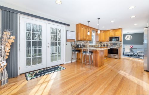 20 Alfred Dr, Colchester CT  06415-1766 exterior